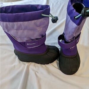 Super Cute Columbia Snow Boots - Powderbug